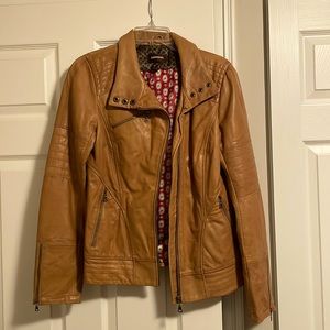 Soft, camel coloured lamb skin insulated leather moto style jacket